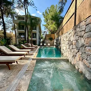  Appartement Esmahan Forest And Pool By Zehra